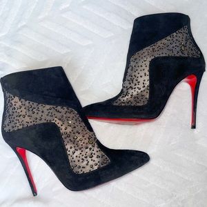 Christian Louboutin booties 👠🎁✨